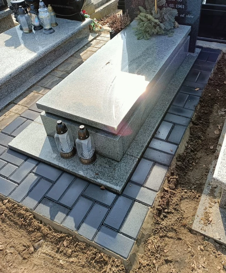 Układanie kostki 2 nagrobek pojedynczy kuru granit z kostka